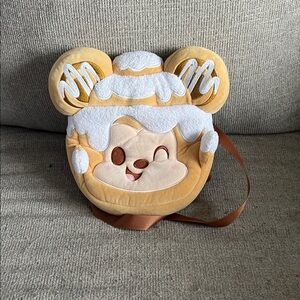 Disney Munchling Cinnamon Roll Bag